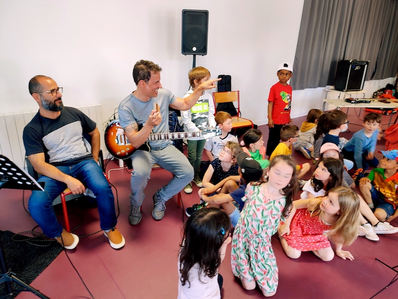 Brasil Agora – Clip Fabriques à Musique (jumelage école Pencran)